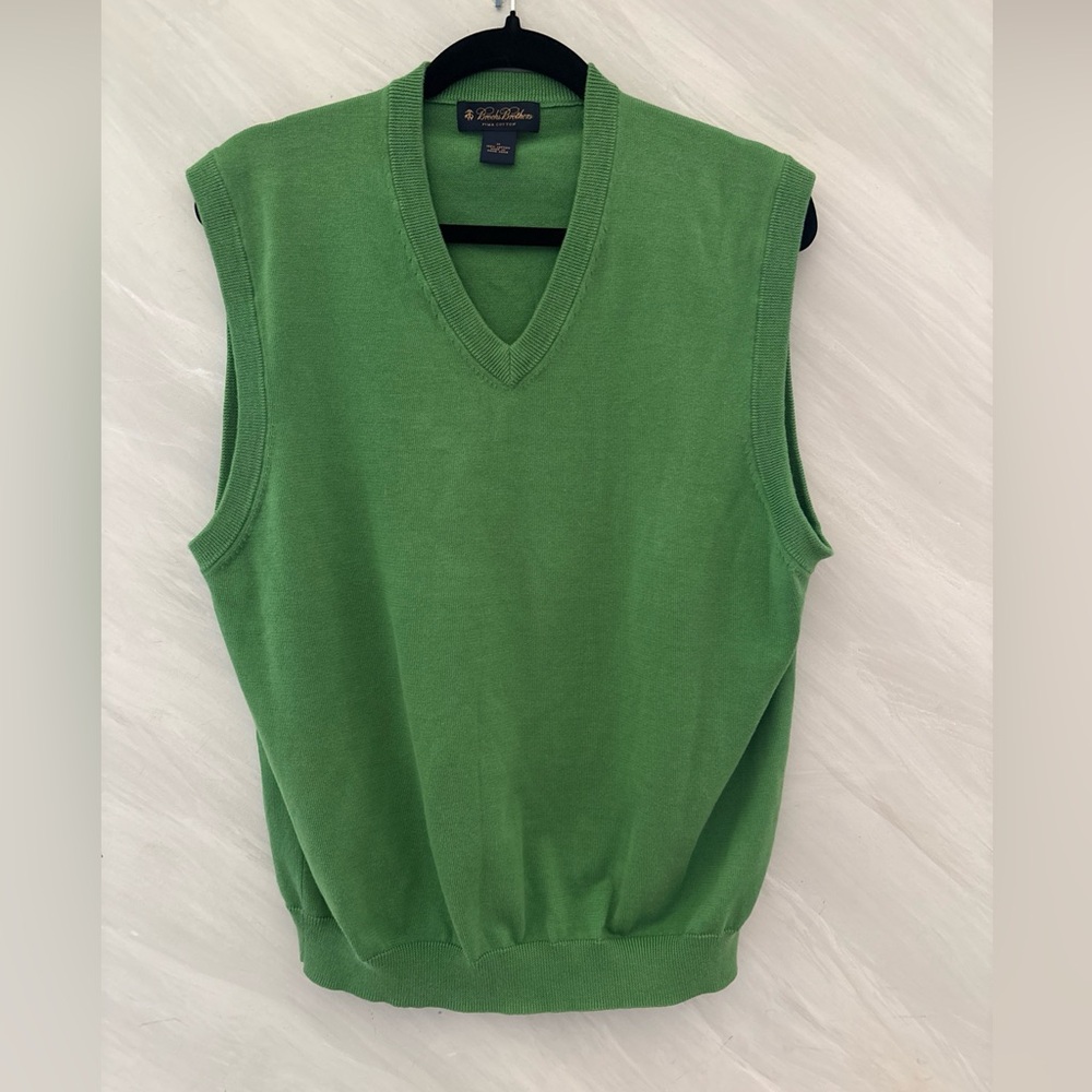 Brooks Brothers Men’s M Green V-Neck Prima Cotton Sweater Vest Preppy